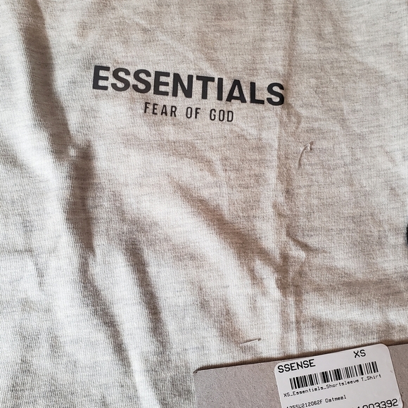 Essentials Men's Light Gray Short Sleeve Tee - Picture 2 of 4